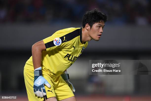 Jung Sung Ryong of Kawasaki Frontale in action during the AFC Champions League quarter final first leg match between Kawasaki Frontale and Urawa Red...