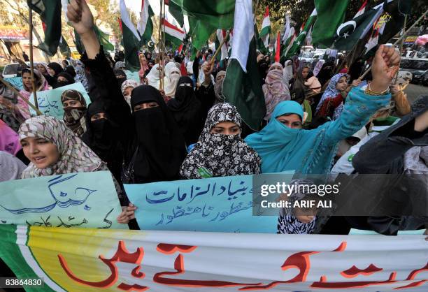 121 Pakistan Awami Tehrik Photos & High Res Pictures - Getty Images