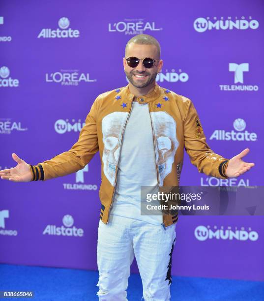 Nacho arrives at Telemundo's 2017 'Premios Tu Mundo' at American Airlines Arena on August 24, 2017 in Miami, Florida.