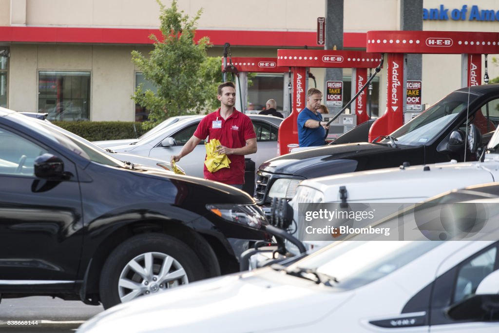 Texas Residents Prepare As Hurricane Harvey Likely To Boost Gas Prices For U.S. Drivers