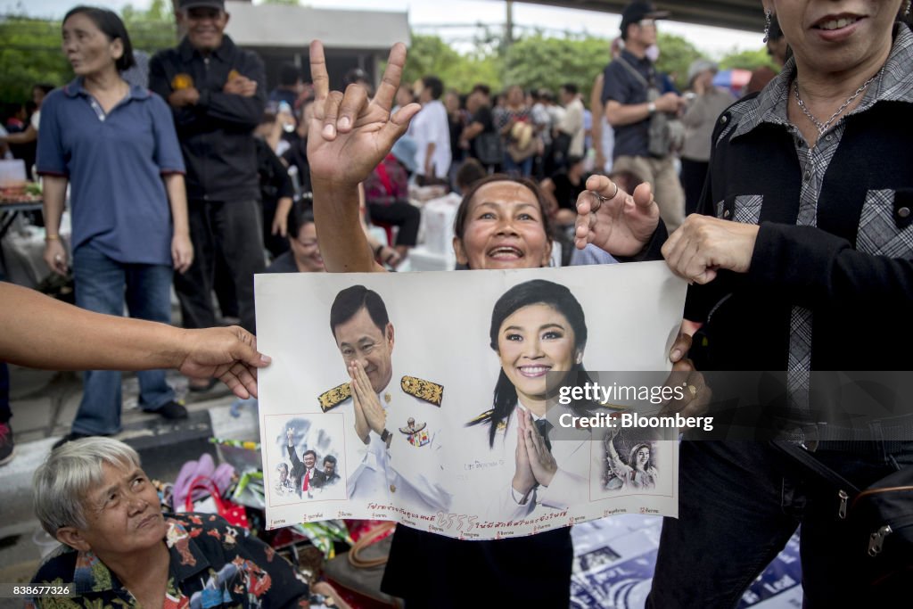 Yingluck's Whereabouts Unknown as Thai Court Issues Warrant