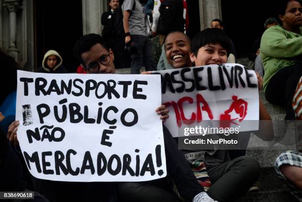 Students protest against the restriction imposed by the City of São Paulo in the use of the Free Student Pass benefit The act was convened by the...