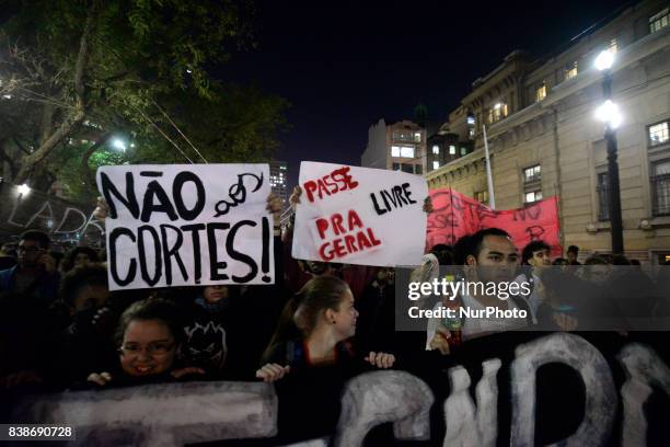 Students protest against the restriction imposed by the City of São Paulo in the use of the Free Student Pass benefit The act was convened by the...