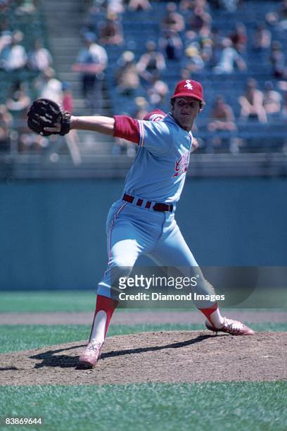 Pitcher Jim Kaat of the Chicago White Sox throws a pitch during a game in 1975 against the Cleveland Indians at Municipal Stadium in Cleveland, Ohio.