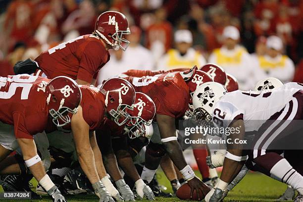 Drew Davis of the Alabama Crimson Tide gets ready at the line of scrimmage during the game against the Mississippi State Bulldogs at Bryant-Denny...