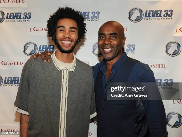 Donald E Reed 775 Don Reid Photos Stock Photos, High-Res Pictures, and Images - Getty ...