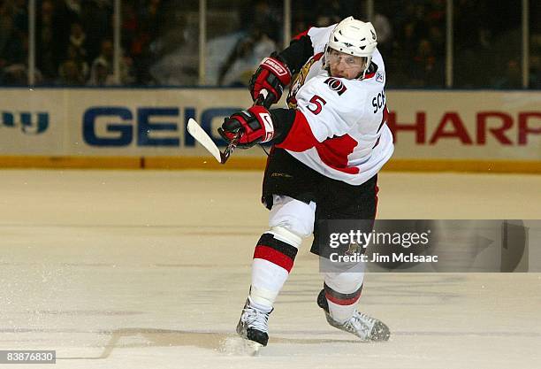 Christoph Schubert of the Ottawa Senators skates the New York Islanders on November 29, 2008 at Nassau Coliseum in Uniondale, New York.