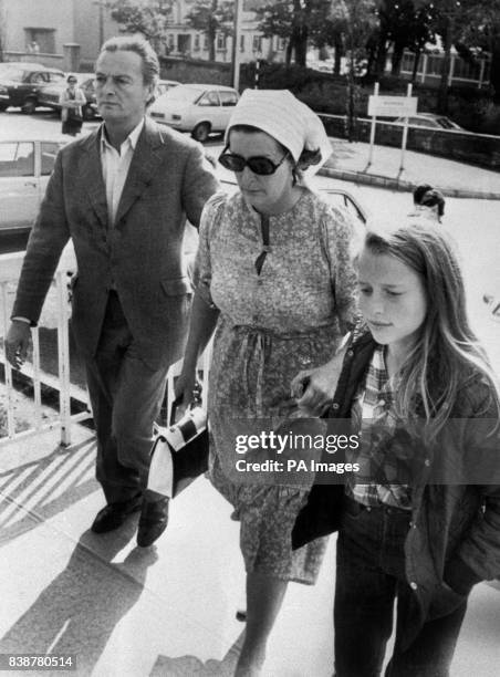 Earl Mountbatten's daughter Lady Pamela Hicks, her husband David Hicks and their daughter India Hicks arriving at Sligo Hospital to visit Lady...