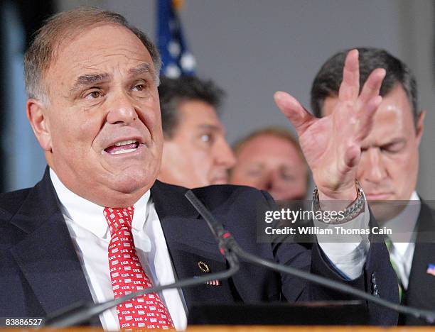 Pennsylvania Governor Ed Rendell stands at the podium answering media questions at the meeting of the National Governor's Association after the...