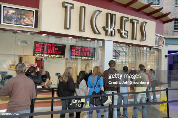 Central Theatre Photos and Premium High Res Pictures - Getty Images