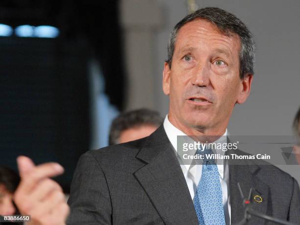 South Carolina Governor Mark Sanford answer questions from the media at the meeting of the National Governor's Association after the governors spoke...