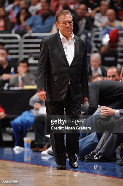 The Los Angeles Clippers owner Donald Sterling attends the game against the San Antonio Spurs at Staples Center on November 17, 2008 in Los Angeles,...