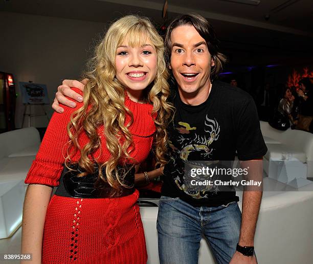 Actors Jennette McCurdy and Jerry Trainor attend the after party for "Merry Christmas, Drake & Josh!" at the Westside Pavillion on December 2, 2008...