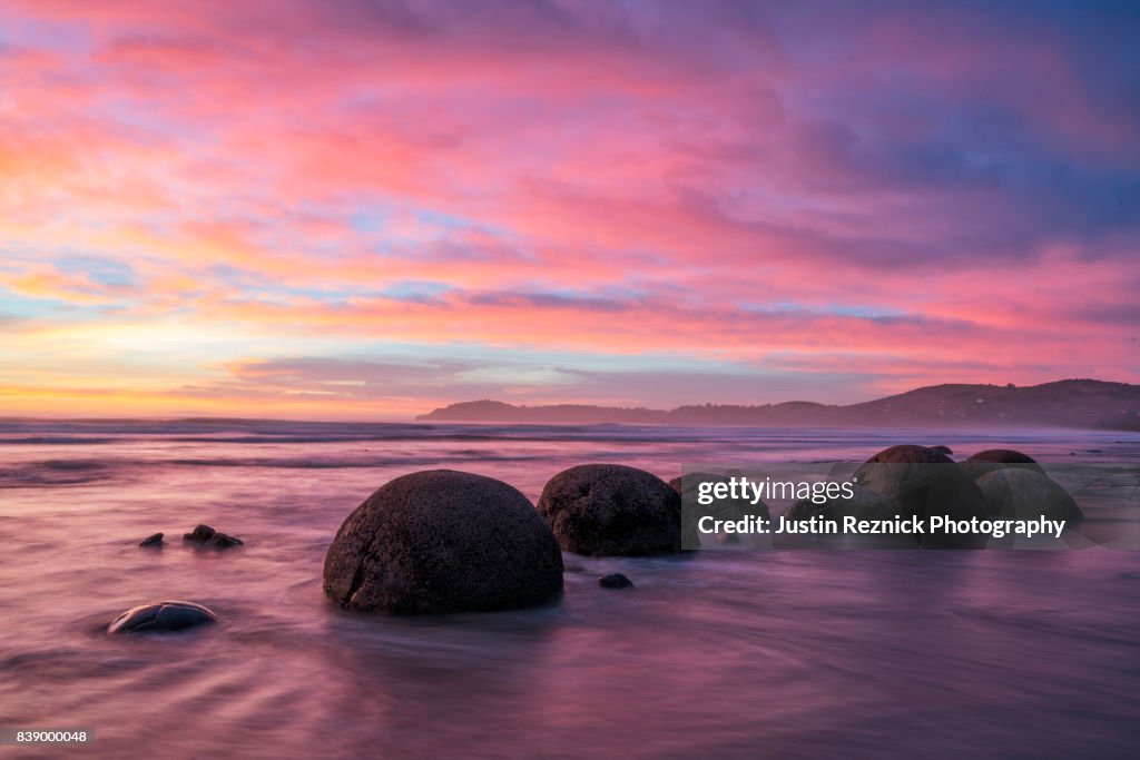 Moeraki Boulders Sunrise