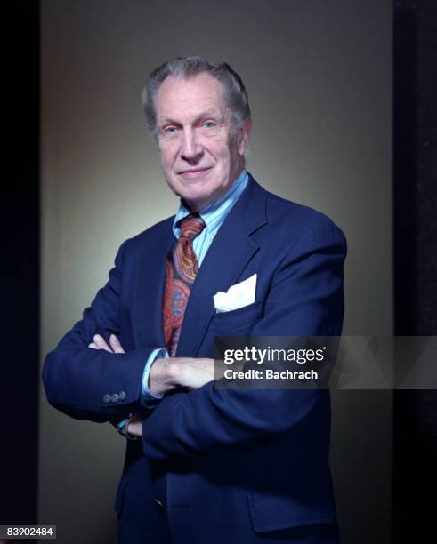 Photo of American actor Vincent Leonard Price, Jr. With arms folded. Boston, 1980.