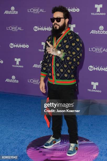 SpiffTV arrives at Telemundo's 2017 'Premios Tu Mundo' at American Airlines Arena on August 24, 2017 in Miami, Florida.