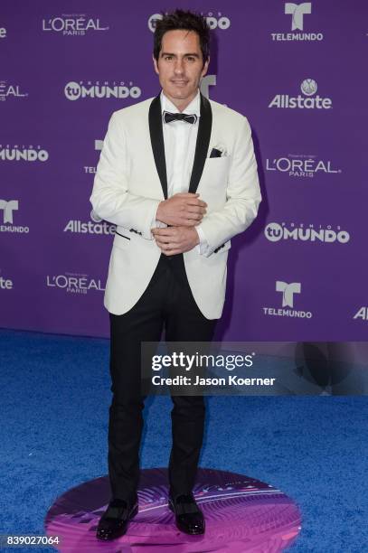 Mauricio Ochmann arrives at Telemundo's 2017 'Premios Tu Mundo' at American Airlines Arena on August 24, 2017 in Miami, Florida.