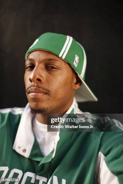 Closeup portrait of Boston Celtics Paul Pierce on Acorn Street in Beacon Hill neighborhood. Boston, MA 9/24/2008 CREDIT: Walter Iooss Jr.