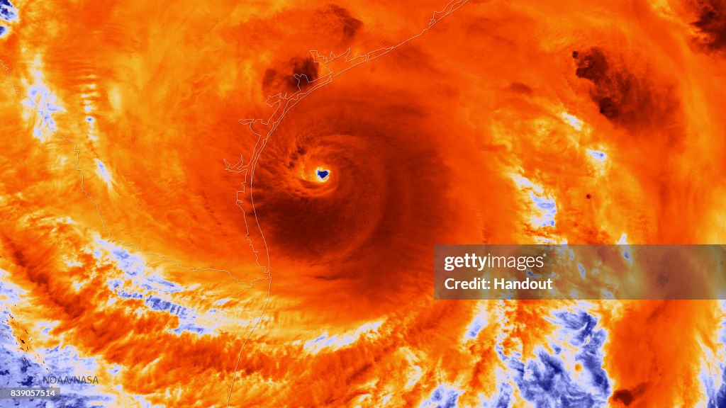 Hurricane Harvey Reaches Texas' Gulf Coast