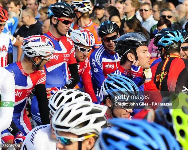 Great Britain's Bradley Wiggins and Mark Cavendish arrive at the start during Day Seven of the UCI Road Race World Championships, Copenhagen.