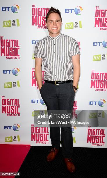 Olly Murs arriving at The BT Digital Music Awards 2011, The Camden Roundhouse, London.