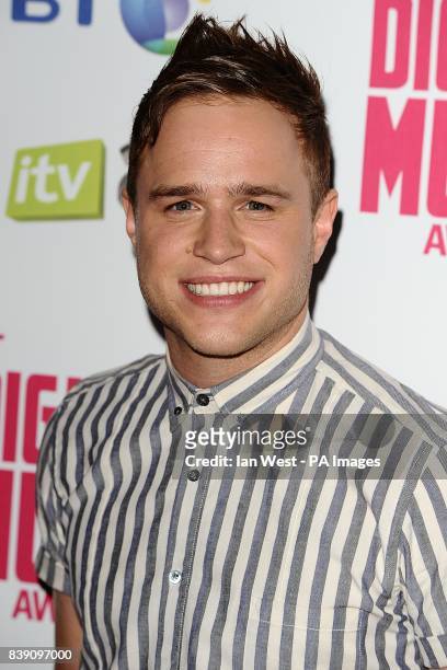 Olly Murs arriving at The BT Digital Music Awards 2011, The Camden Roundhouse, London.