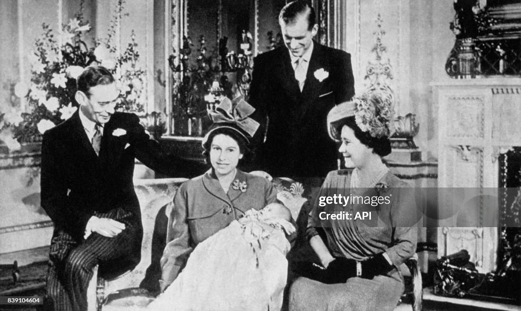 George VI avec sa famille