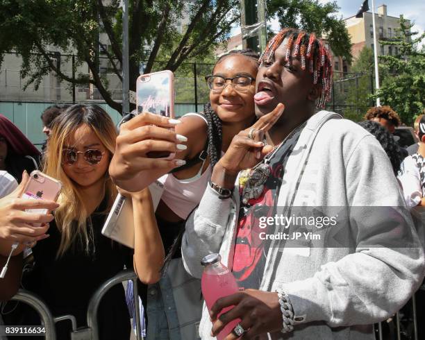 Fan 3 Rapper 312 Fan 3 (Rapper) Stock Photos, High-Res Pictures, and Images - Getty ...