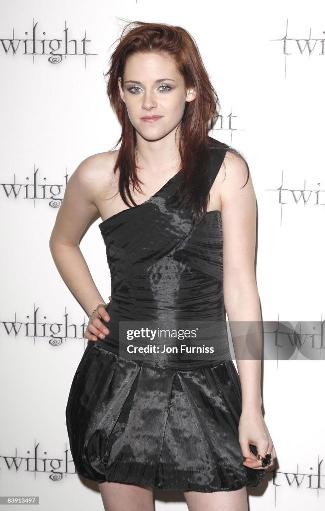 "Twilight" - UK Premiere - Inside Arrivals