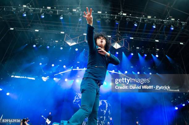 Cedric Bixler-Zavala from At the Drive - In performs at Domaine National de Saint-Cloud on August 25, 2017 in Paris, France.