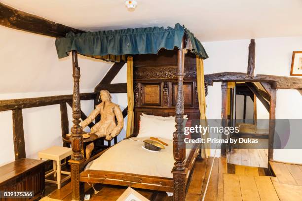 England, Warwickshire, Cotswolds, Stratford-Upon-Avon, Anne Hathaway's Cottage, Bedroom.