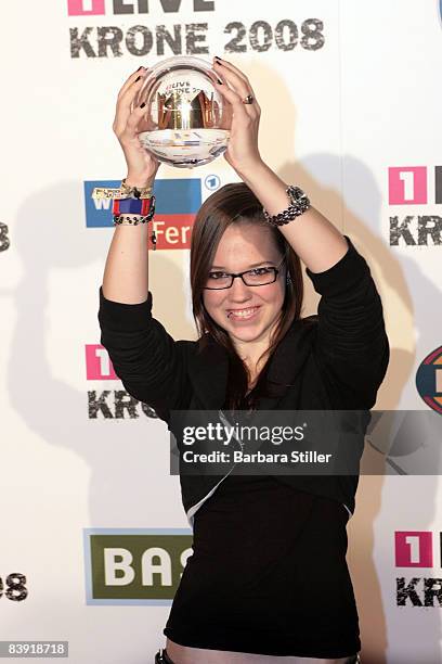 Stefanie Heinzmann poses with her award at the ''1Live Krone'' awards on December 4, 2008 in Bochum, Germany.