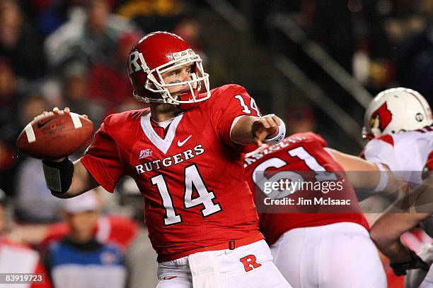 Mike Teel of the Rutgers Scarlet Knights throws a pass against the Louisville Cardinals at Rutgers Stadium on December 4, 2008 in Piscataway, New...