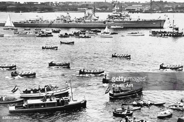 Bateaux dans le port de Kiel, en Allemagne, lors de la venue d'Adolf Hitler en 1934.