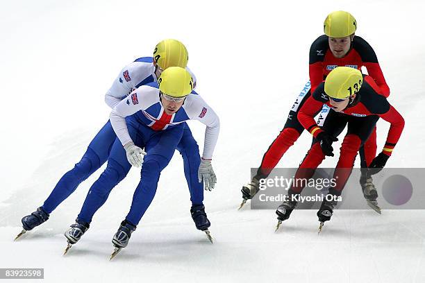 Great Britain team and German team make the exchange in the Men's 5000m Relay heat during the Samsung ISU World Cup Short Track 2008/2009 Nagano at...