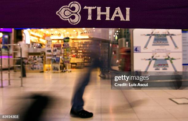 Passengers arrive at Suvarnabhumi International Airport to check-in on December 5, 2008 in Bangkok, Thailand. Thailand's main airport resumed...