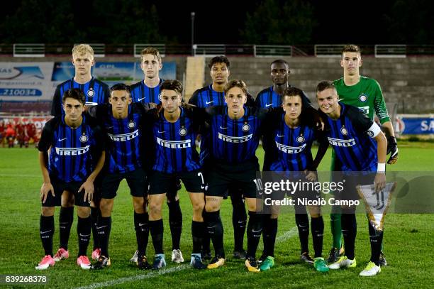 Players of FC Internazionale Primavera pose for a team photo prior to the 'Memorial Mamma Cairo' pre-season juvenile match between FC Internazionale...