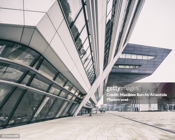 Wu Library 102 Wu Wien Stock Photos, High-Res Pictures, and Images - Getty Images