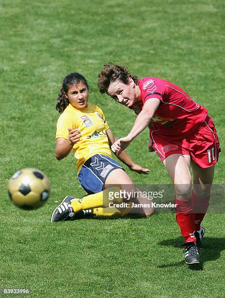 Sharon Black of the United passes the ball during the round seven W-League match between Adelaide United and the Central Coast Mariners at Hindmarsh...