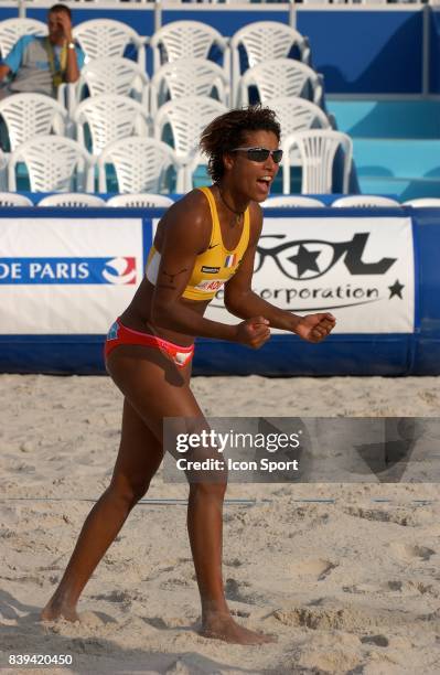 Virginie KADJO - Beach Volley - Swatch FIVB World Tour 2005 - Tournoi Paris - Grand Chelem - - Champ de Mars