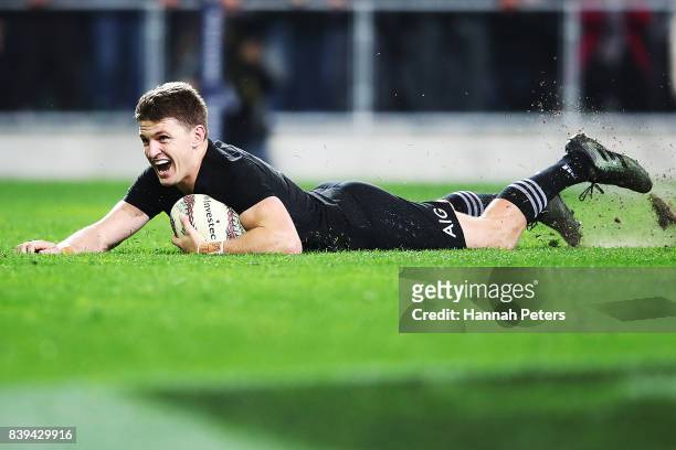 Beauden Barrett of the All Blacks celebrates after scoring the winning try during The Rugby Championship Bledisloe Cup match between the New Zealand...
