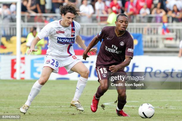 Sebastien SQUILLACI / Bonaventure KALOU - Lyon / Paris Saint Germain - - Trophee des Champions 2006 - Stade Gerland Lyon - Raphael Vergnaud / Icon...