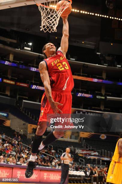 Jeremy Kelly of the Tulsa 66ers dunks against the Los Angeles D-Fenders at Staples Center on December 7, 2008 in Los Angeles, California. NOTE TO...
