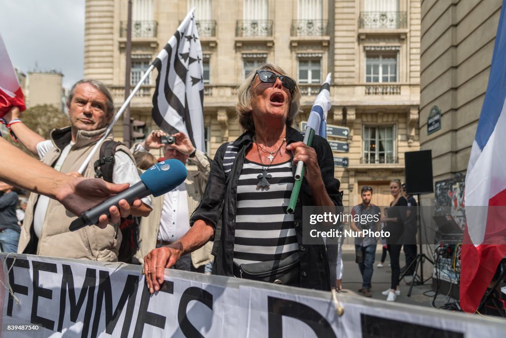 Angry wives of french military force