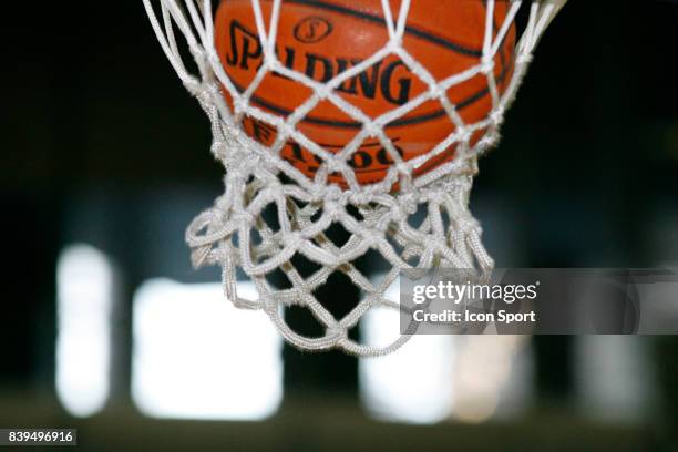 Ballon - - Paris Basket Racing / EB Pau Orthez - 11eme journee de Pro A,