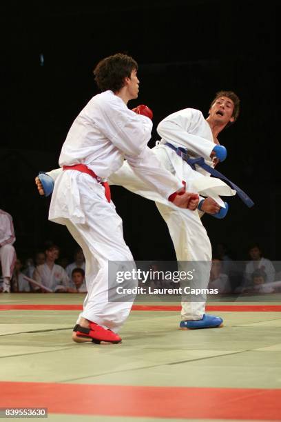 Florent MALGUY / Richard SCHWINN - - 100% karate - match France / Etats Unis - Marseille,