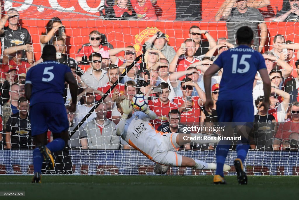 Manchester United v Leicester City - Premier League