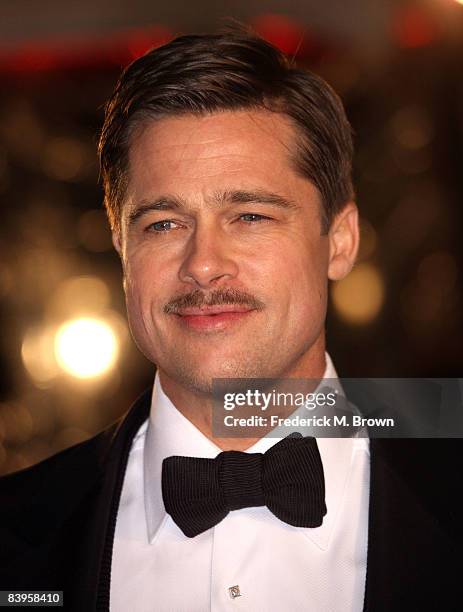 Actor Brad Pitt arrives at the premiere of Paramount's "The Curious Case Of Benjamin Button" held at Mann's Village Theatre on Decemeber 8, 2008 in...