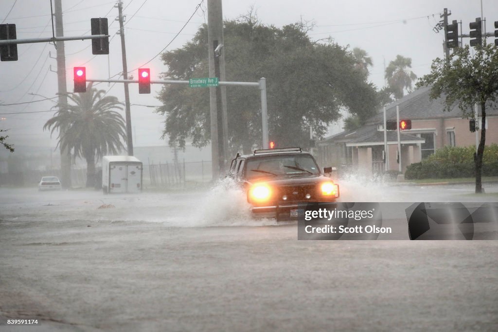 Hurricane Harvey Slams Into Texas Gulf Coast