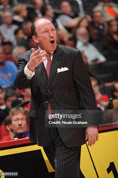 Head Coach Mike Dunleavy of the Los Angeles Clippers argues a call during the game against the Orlando Magic at Staples Center on December 8, 2008 in...